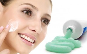 Hướng dẫn làm kem trị mụn hiệu quả bằng kem đánh răng, kem trị mụn hiệu quả, kem trị mụn