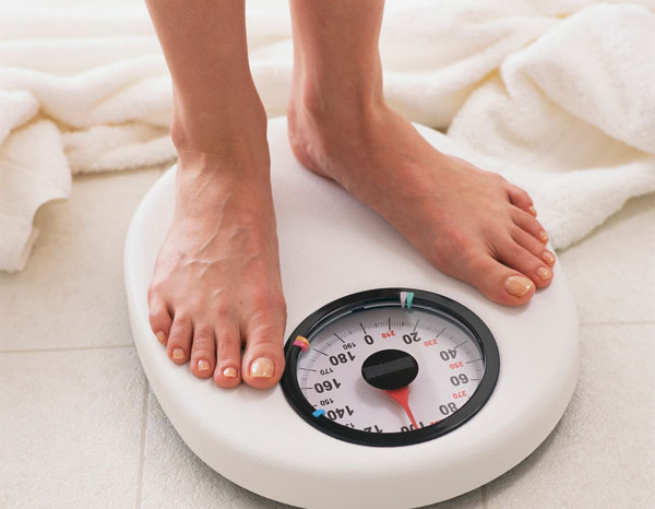 Tần suất kiểm tra cân nặng trong quá trình giảm cân