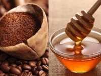 Hỗn hợp tẩy da chết môi từ cà phê và mật ong