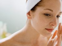Top 5 cách chăm sóc da mặt bị nám hiệu quả.