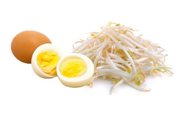 Cách chữa xuất tinh sớm bằng trứng gà kết hợp giá đỗ mang lại hiệu quả tốt.