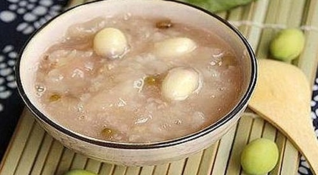 Món ăn giúp chị em giải tỏa nỗi lo nhiều khí hư