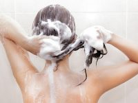 10 lầm tưởng khi gội đầu dẫn tới tóc rụng nhiều mà bạn nên biết