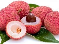 Lợi ích chữa bệnh từ trái vải thiều