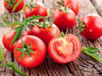 Cà chua chứa nhiều vitamin cần thiết cho việc làm đẹp da