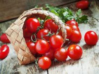 Cà chua giúp da mịn màng trắng hồng